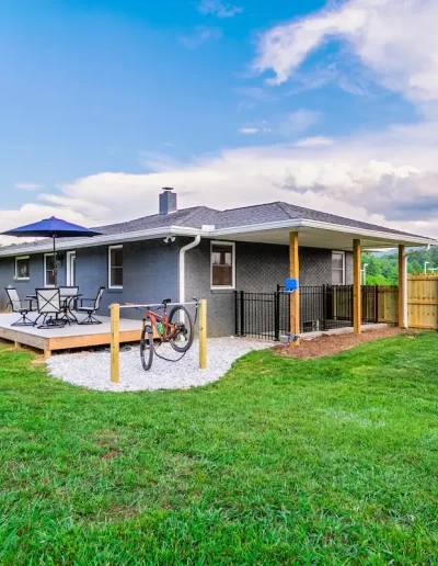 Pisgah Portal, hub for mountain bikers & hikers!, Brevard Adventure Getaways